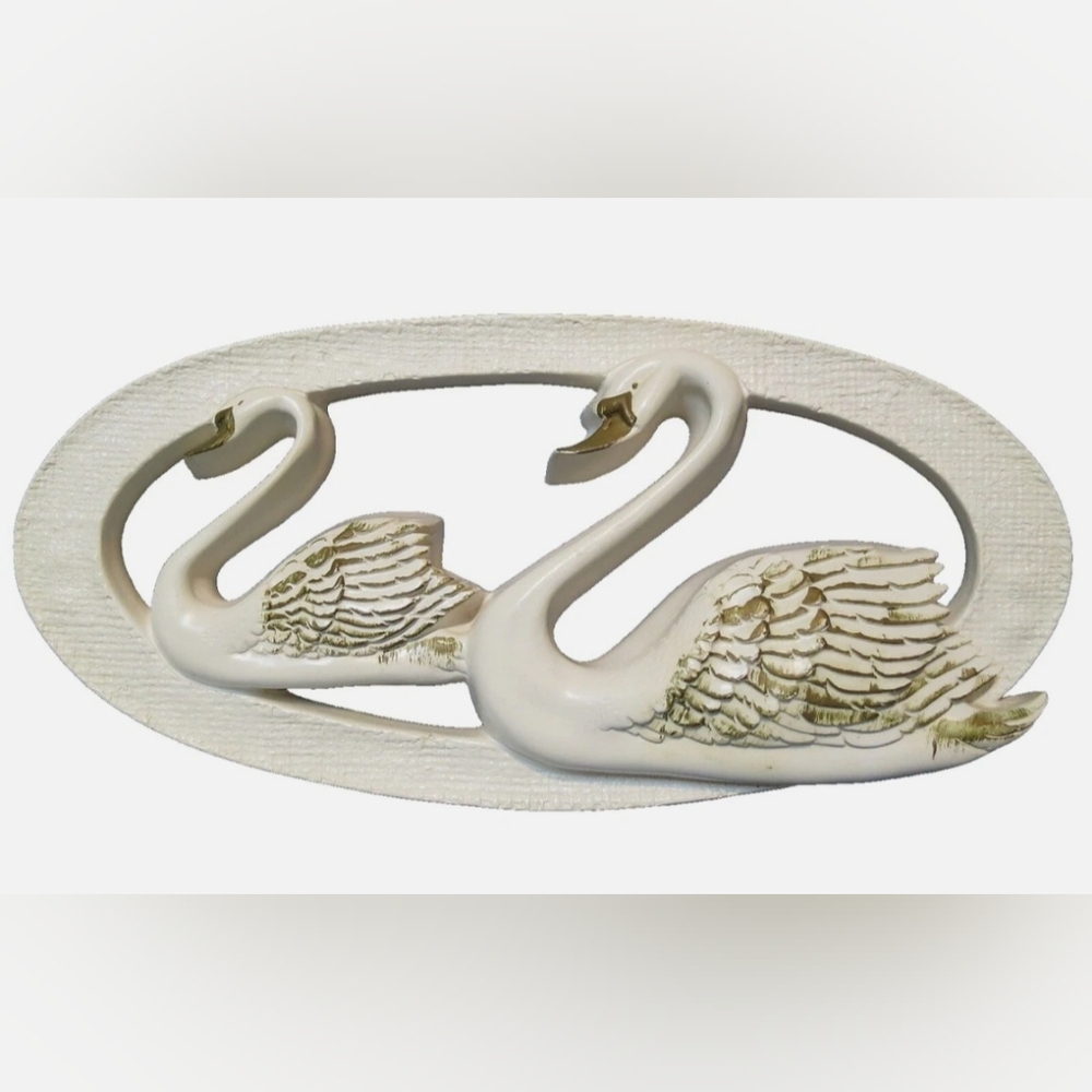 VTG White Swan With Gold Accents Wall Decor Wall Hanging